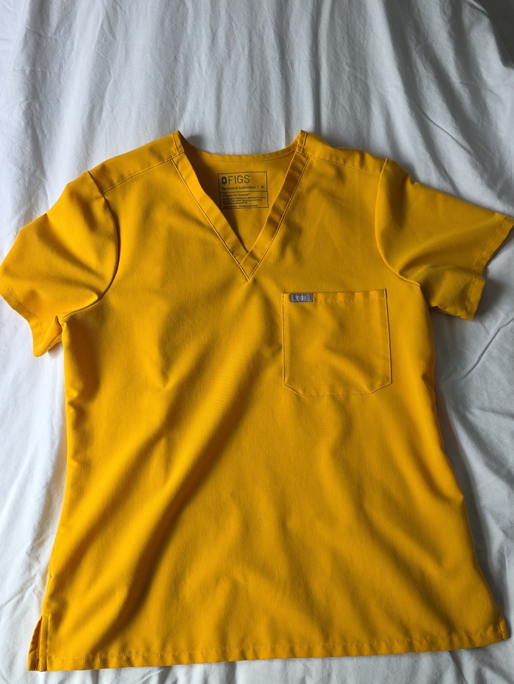 Catarina One Pocket Scrub Top